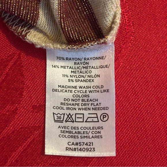 ❤️2/$15 or 3/$21❤️Loft Horizontal Striped Metallic L/S Turtleneck Top, Size XL - Picture 7 of 7